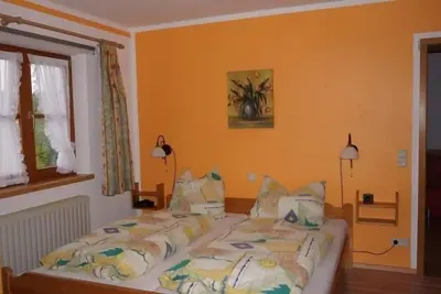Image de Ferienwohnung I im 1. Stock mit eigenem Gartenplatz