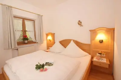 Image de Ferienwohnung 4 (37qm) -Kienberg-, Balkon, Kochnische, 1 Schlaf- und 1 Wohn-/Schlafzimmer, max 3 Pers, Wlan