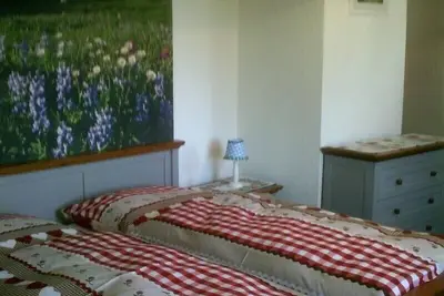 Image de Ferienwohnung -Westernberg- (38qm), Balkon, Kochnische, 1 Schlaf- und 1 Wohn-/Schlafzimmer, Wlan, max 4 Personen