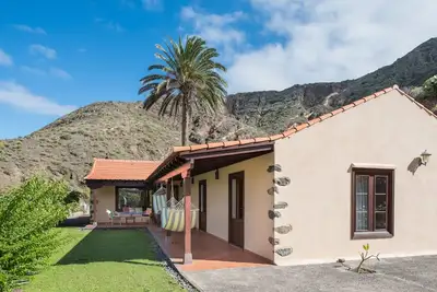 Image de Grand chalet confortable avec vue sur la mer sur la plus belle vallée, wifi gratuit
