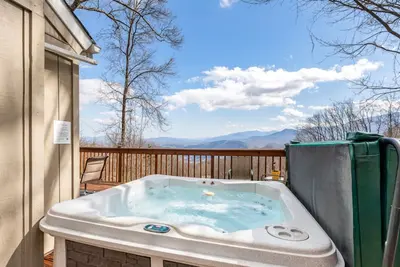 Image de La petite retraite parfaite - Au-dessus de la ville de Gatlinburg