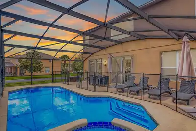 Image de 3 miles to Disney - Nouveaux tissus d'ameublement - taux de démarrage réduits! !