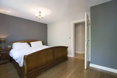 Image de Kirkwood Drive - parfait pour les personnes visitant / travaillant à Durham