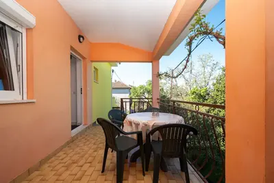 Image de Appartement de deux chambres avec la terrasse et la vue sur le mer Petrcane, Zadar (A-14628-a)