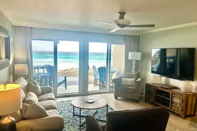 Image de Crystal Sands 109a + Annulation Ouvert Le 27 Juillet 330 au total + Sur la plage + Bch Svc