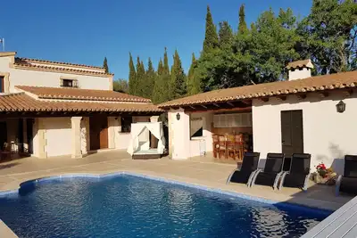 Image de Belle villa de 3 chambres, climatisée avec piscine près du terrain de golf Pollensa