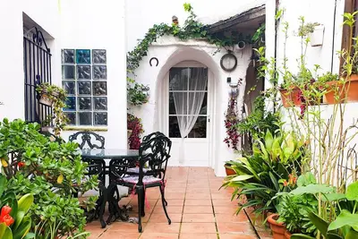 Image de Maison Laura. Appartement confortable dans la vieille ville, dans un patio andalou typique