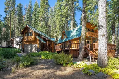 Image de Poplar Lieu: 3 Br / 3 Ba maison / chalet Ă Homewood, pour 8 personnes