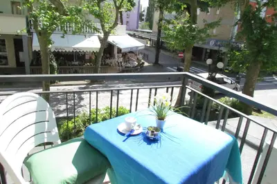 Image de Appartement fonctionnel avec 3 balcons - Beahost
