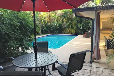 Image de Rénové 2018! Modern South Tampa Pool Accueil w / Gameroom!