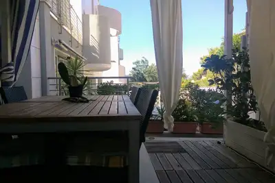 Image de Près de la mer pour 4 personnes Privé en plein air, Wi-Fi gratuit, Climatisation Garag
