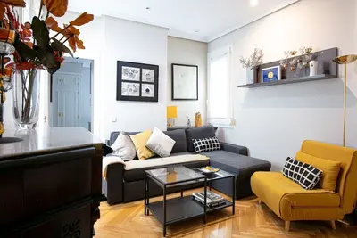 Image de Elégant et lumineux golden mile appartement