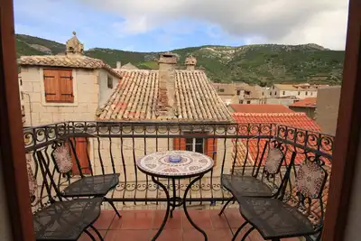 Image de Appartement d'une chambre prés de la plage Komiza, Vis (A-3035-a)
