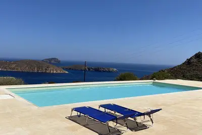 Image de An Amazing Stone Villa-B in Serifos w/Shared Pool