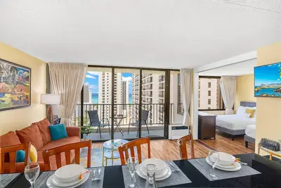 Image de Ocean View au 19ème étage | Ac, Wifi & Parking | Courte promenade à la plage