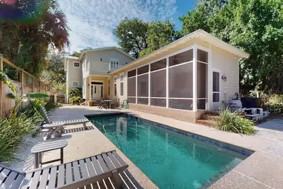 621 May Joe Street: 4 Br, 5. 5 Ba House à St. Simons Island, pour 12 personnes