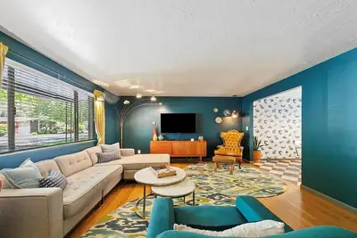 Image de #HabitueHomes The East End Retreat~Dog/Kid Friendly!