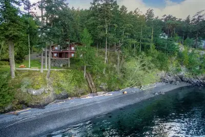 Image de Bord De Mer! Strairs À La Plage PRIVÉE - (Lodge À Pebble Beach)