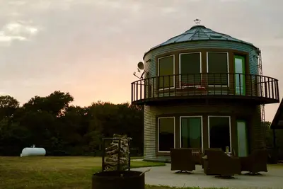 Image de Escapade à la campagne près de la ville, maison de silo unique sur 10 acres, vie à la campagne