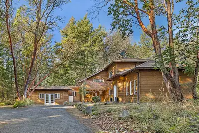 Image de Maison de 3 chambres avec salle bonus! - (Woodhaven)