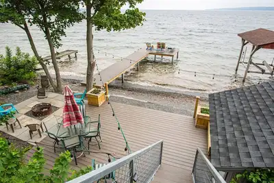 Image de Lakeview Landing: Minutes de vignobles, kayaks et salle de jeux inclus!