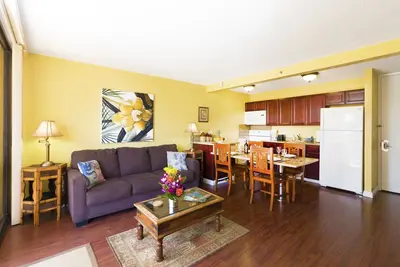 Image de 8ème étage Waikiki Sunset | Près de la plage | Parking et WiFi