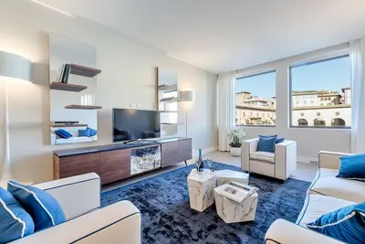 Image de Blue River Luxury, grand et luxueux appartement avec une vue imprenable sur le Ponte Vecchio