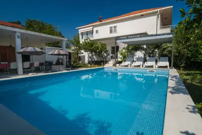 Image de Appartement de deux chambres avec le balcon Orebic, Peljesac (A-14644-b)