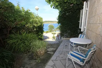 Appartement d'une chambre avec la terrasse et la vue sur le mer Vis (A-1155-a)