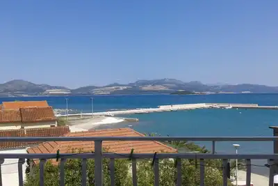 Image de Appartement de deux chambres avec le balcon et la vue sur le mer Drace, Peljesac (A-14019-b)