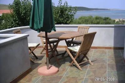 Image de Appartement de deux chambres avec la terrasse et la vue sur le mer Ljubac, Zadar (A-14593-c)