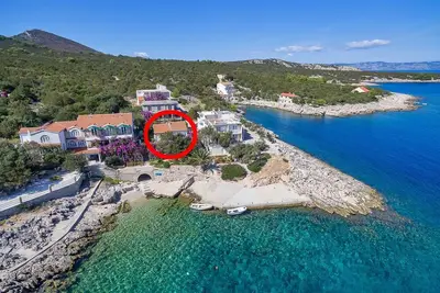 Image de Garçonnière prés de la plage Baie Pokrivenik, Hvar (As-14345-a)