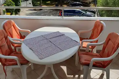 Appartement de deux chambres avec la terrasse Rab (A-14792-b)