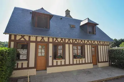 Image de Belle maison de 2 chambres à Le.