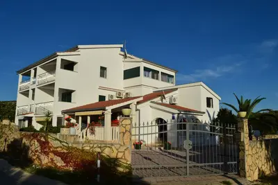 Image de Appartement de deux chambres avec le balcon Baie Ljubljeva, Trogir (A-14314-a)