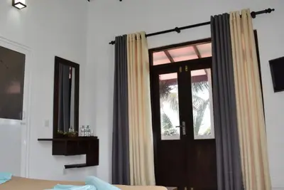 Image de Ashen's Beach House