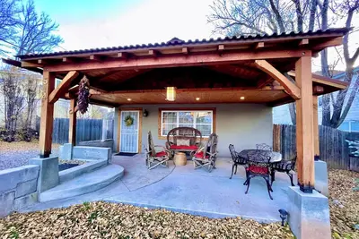 Image de Wild Horse Guesthouse ~ Downtown Durango ~ à pied de tout