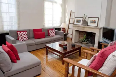 Image de Charmant triplex confortable dans le Marais branché