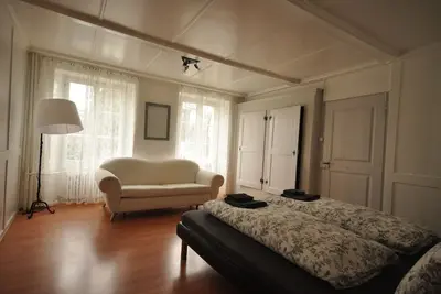 Image de Spacieux appartement au rez-de-chaussée. Fermez à Interlaken. 12 personnes