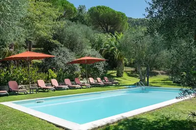 Image de Maison de vacances avec climatisation, Wifi, piscine privée, Tv, terrasse, près de Lucques