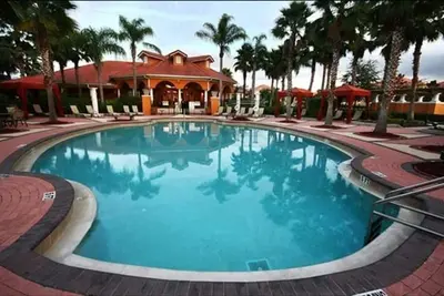 Image de Gated Resort-6Br-Piscine-Spa-Wifi gratuit-GameRm-Près de Disney-Réduction de location à la semaine