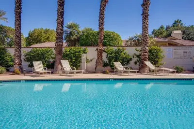 Image de Desert Song au Monterey Country Club -