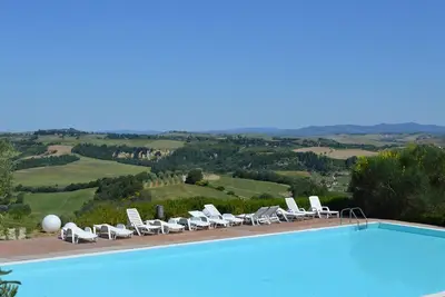 Image de Maison avec terrace privée et vue exceptionelle Crete Senesi Siena Cortona