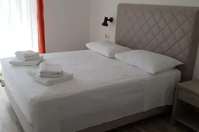 Image de Appartement de trois chambres prés de la plage Trogir (A-6022-a)