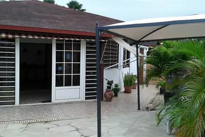 Image de location maison F 3 climatisée Cap Chevalier Sainte Anne Martinique