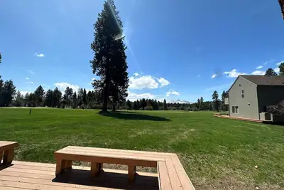 Image de Gc # 87 Trois Bdrm, Condo de trois salles de bain avec une façade de terrain de golf, une vue imprenable