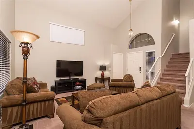 Image de Confortable, 3 chambres, 2. 5 salles de bain, 8 personnes, au coeur de Arrowhead Ranch