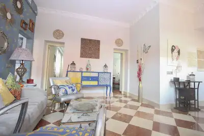 Image de Appartement Majestueux et moderne dans le centre de Séville, Champignons. Maison Palace