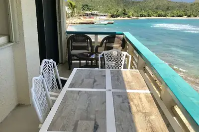 Image de Fabuleux! Si près que vous pouvez goûter l'océan - Incroyable condo Mis À Jour - Nouvelle Liste