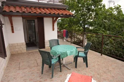 Image de Appartement d'une chambre avec la terrasse Icici, Opatija (A-2315-a)